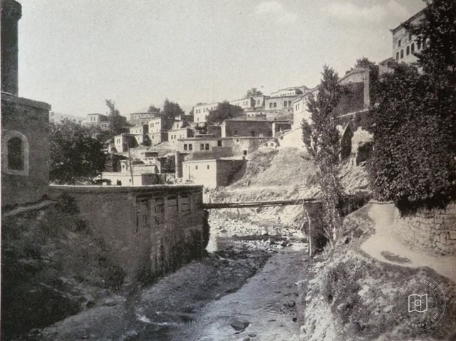 A scene from the town of Bitlis (Source: Victor Pietschmann, Durch kurdische Berge und armenische Städte, Wien, 1940)