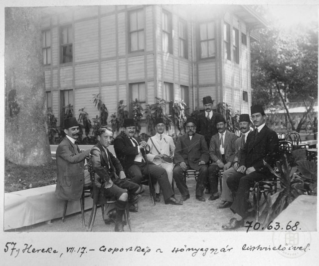 Hereke Carpet Factory Authorities / 1914