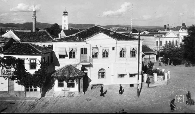 Gumphine / 1910