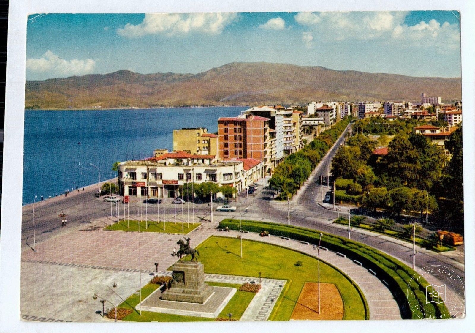 Izmir Postcarded