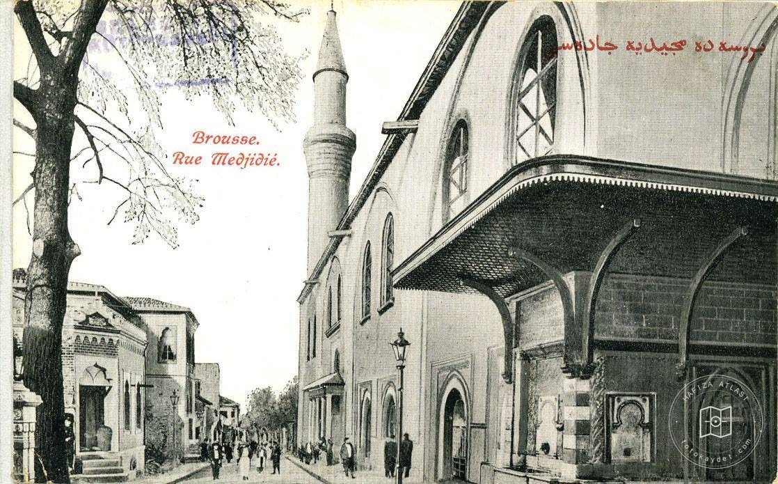 1930′larda Bursa Mecidiye Caddesi