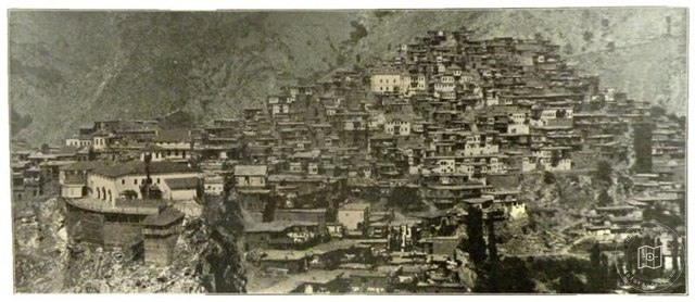 Hagin/Saimbeyli seen from the south west (Source: Hugo Grothe, Meine Voderasienexpedition 1906 und 1907, Band II, Leipzig, 1912)