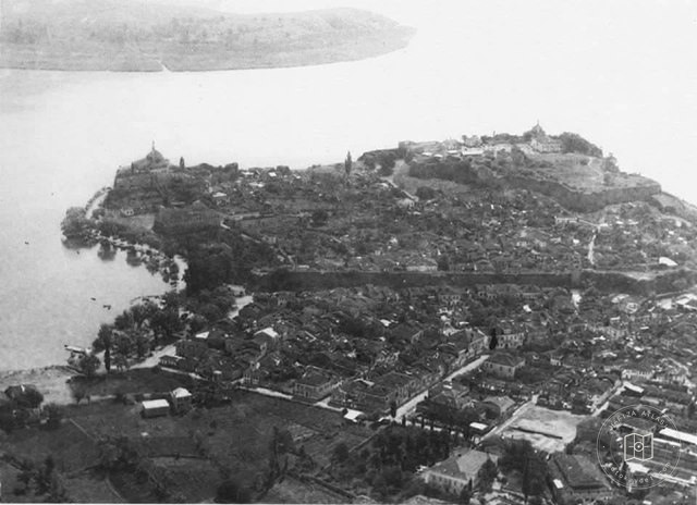 Yanya / 1934