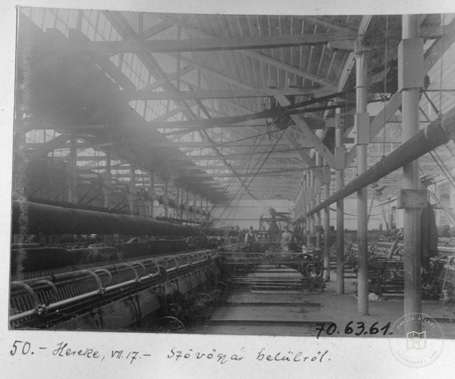 Hereke Carpet Factory / 1914