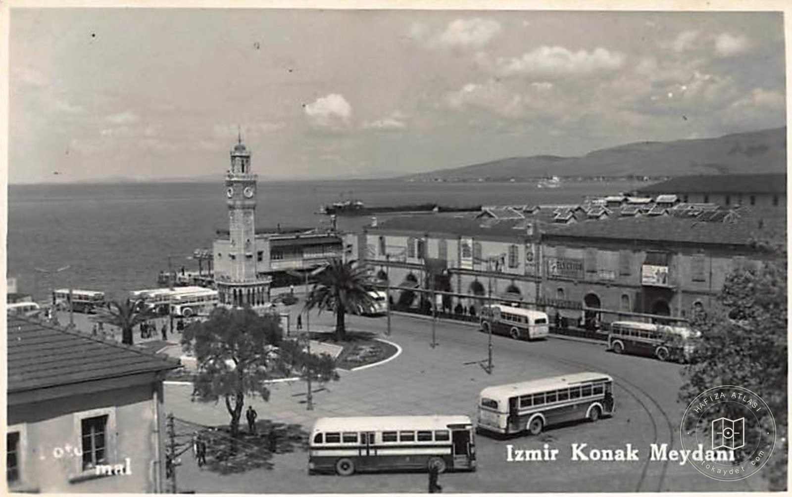 İzmir Konak Meydanı