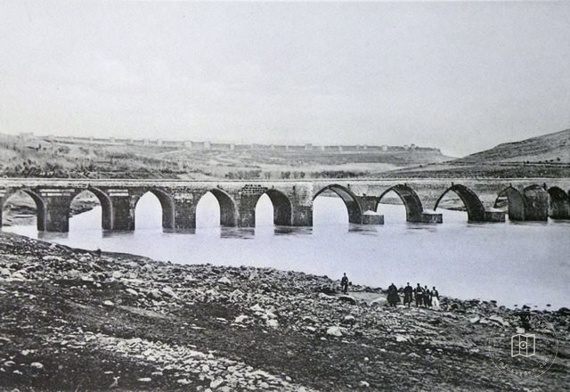 A Bridge, Diyarbakır (Source: Hugo Grothe, Geographische Charakterbilder, Leipzig, 1909)