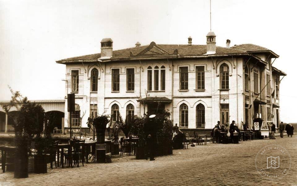 Pasaport, İzmir