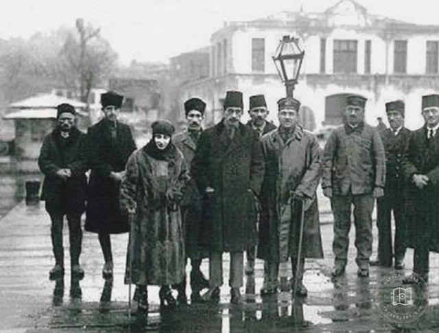 Halide Edip and Adnan Adıvar double in Izmit / 10 January 1921