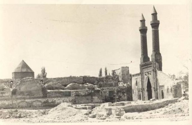 Sivas Double Minareli Medrese