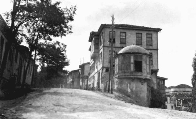 Bursa Draw Square