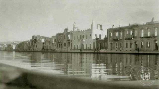 Izmir big fire post / 1922