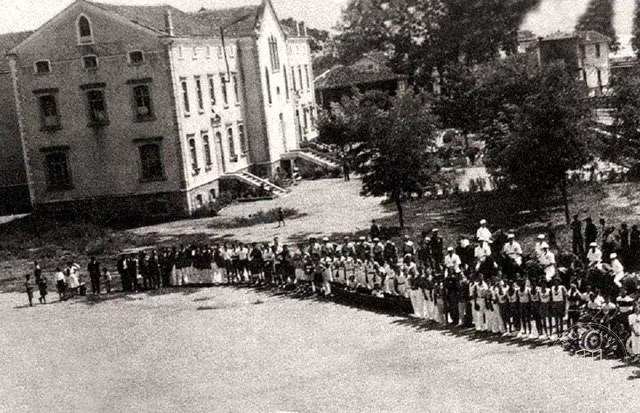 İzmit Necatibey İlkokulu / 1940′lar