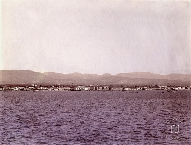 The town of Mersin is seen from the sea (Source: Service historique de la Défense, Vincennes)