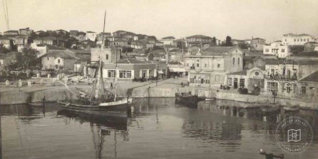Gelibolu Harbour / 1950s