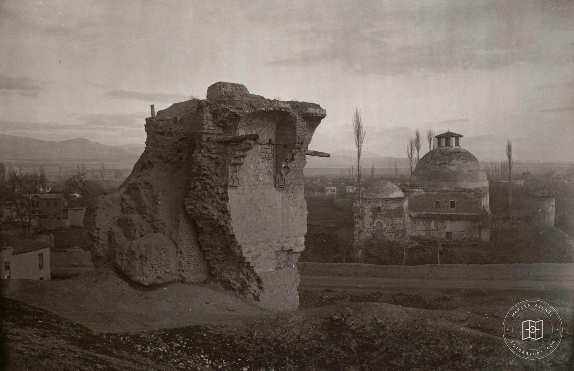Alaaddin Kiosk and Karatay Medresesi, Konya