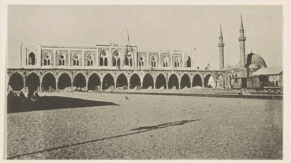 Medine’nin batı kapısı önündeki tren istasyonu