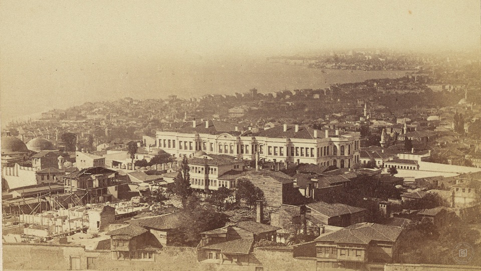 Beyazıt Kulesi'nden Laleli Yönü · Pascal Sébah · 1870